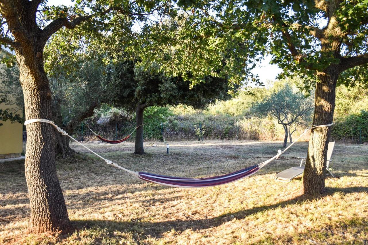 Holiday House Val Vidal ロヴィニ エクステリア 写真